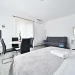 Apartman Martom Seline