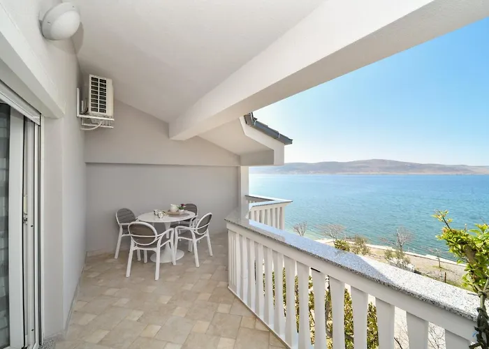 Apartamento Martom Seline