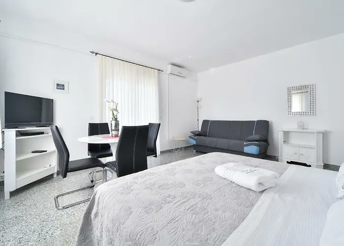 Apartamento Martom Seline