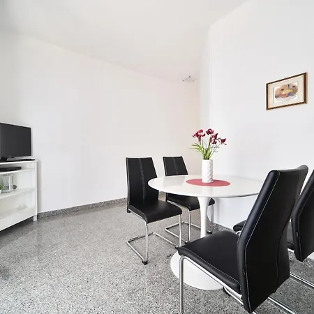 Apartment Martom Seline