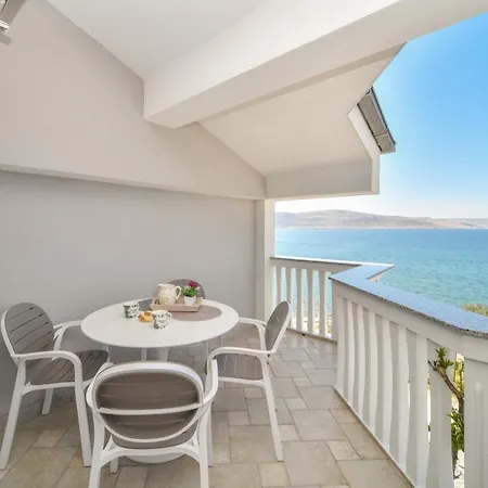 Apartament Martom Seline