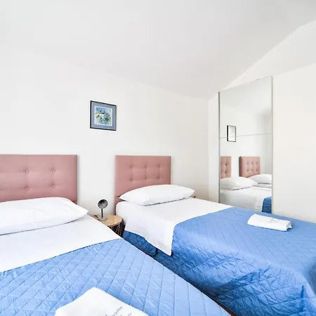 Apartment Martom