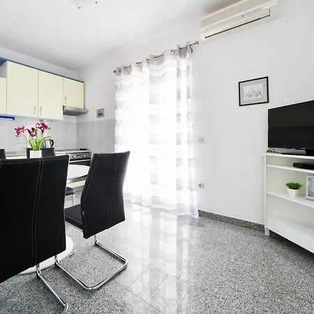 Martom Apartamento Seline