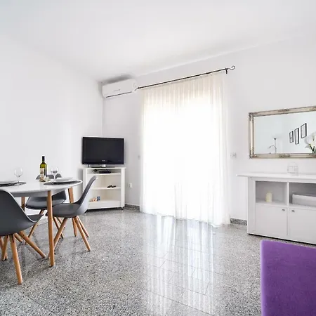 Apartment Martom
