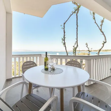 Martom Apartamento *